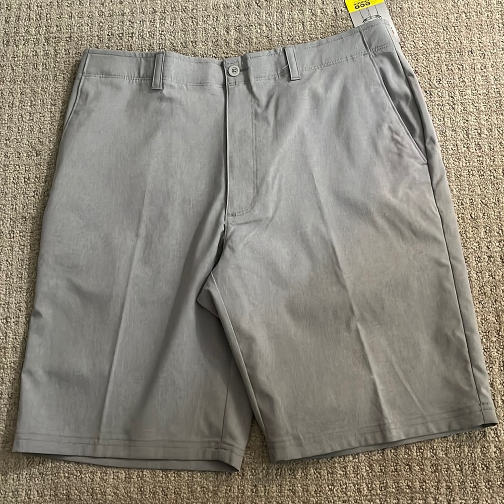 Mens shorts size 34